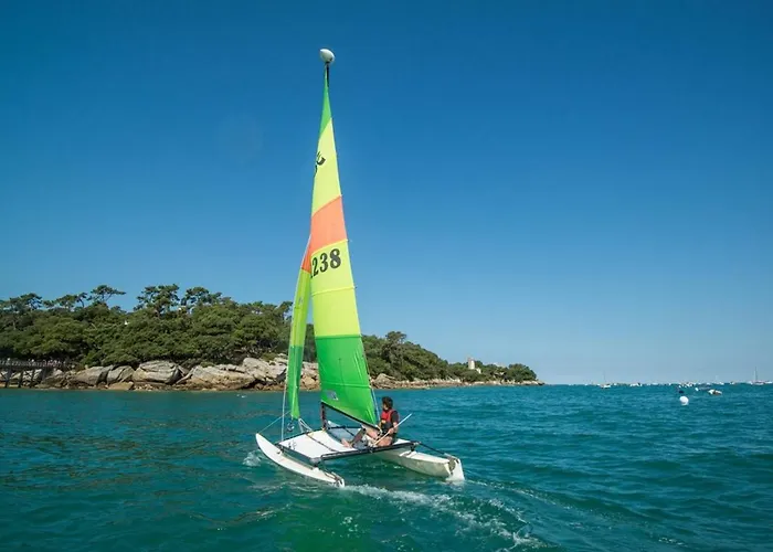 Maison De Plain-pied Avec Cour, Proche Et Commerces - 4 Couchages, - Fr-1-224b-675